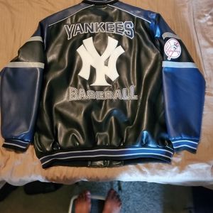 NEW YORK YANKEES FAUX LEATHER COAT